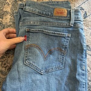 Levi's Women's Light Blue Straight Leg Jeans